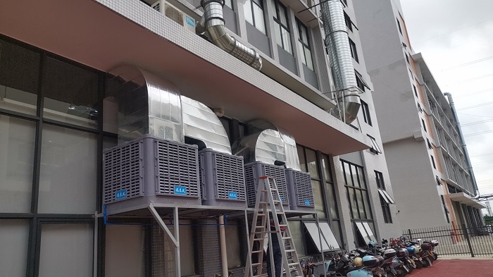 塑膠玩具廠車間降…